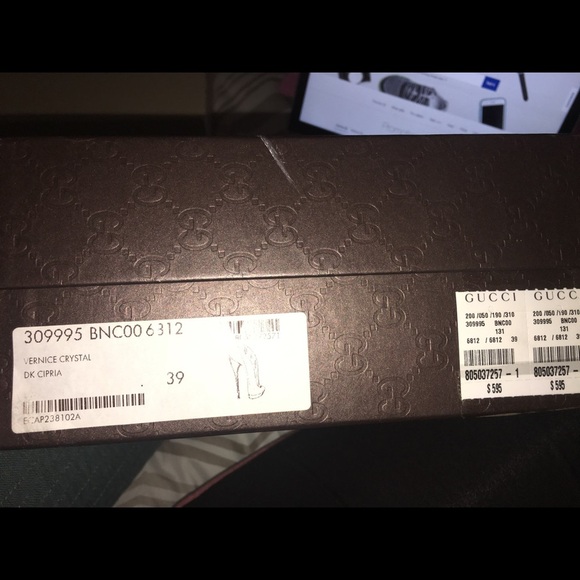 GUCCI Vernice Pumps Size EURO 39 !! - Picture 6 of 8